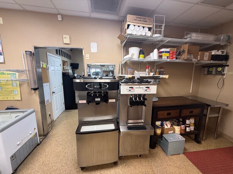 More Photos Of 2521 French Ave, Sanford Fast Food For Sale