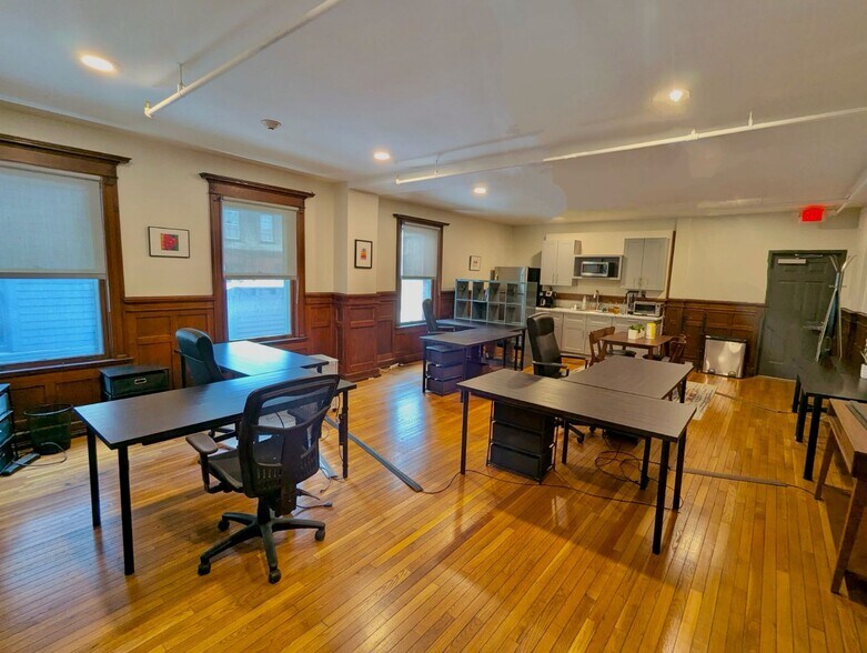 More Photos Of 415 Elmwood Ave, Buffalo Schools For Lease