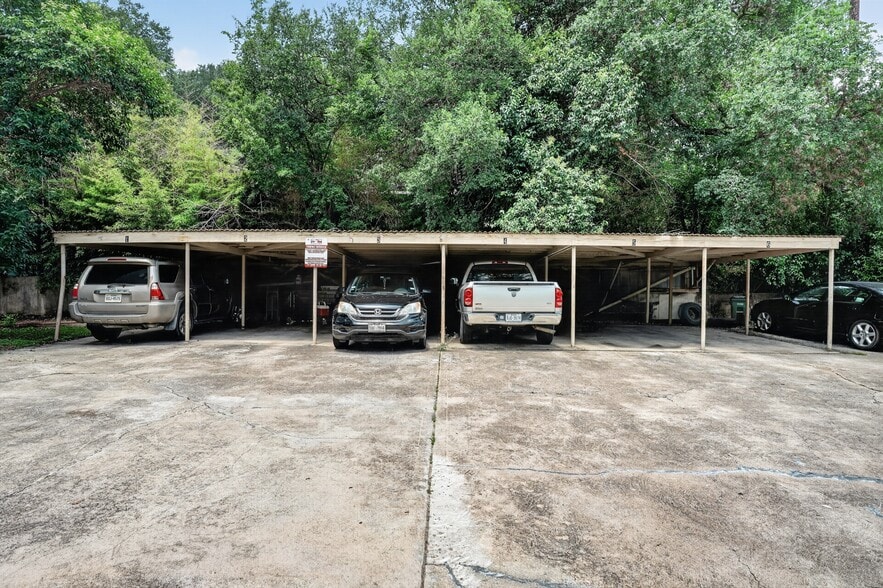 More Photos Of 1518 Parkway, Austin Multifamily For Sale