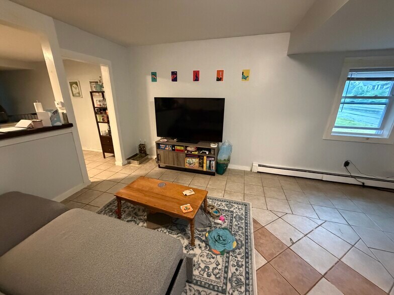 More Photos Of 1294 US Route 1, Freeport Apartments For Sale