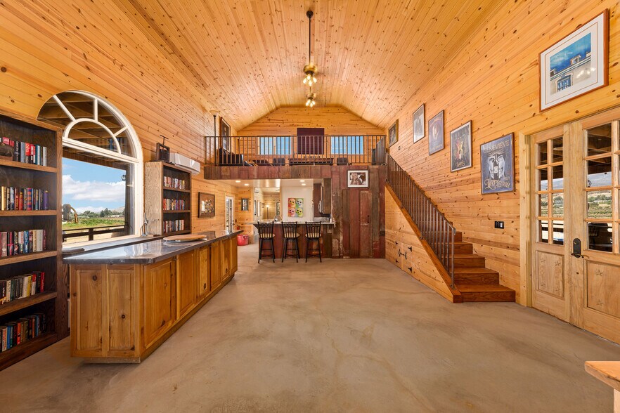 More Photos Of 9640 Sierra Hwy, Agua Dulce Winery Vineyard For Sale