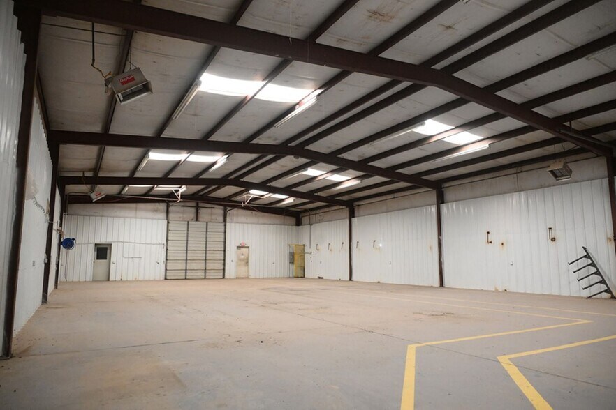 More Photos Of 3611 E State Highway 158, Midland Unknown For Lease