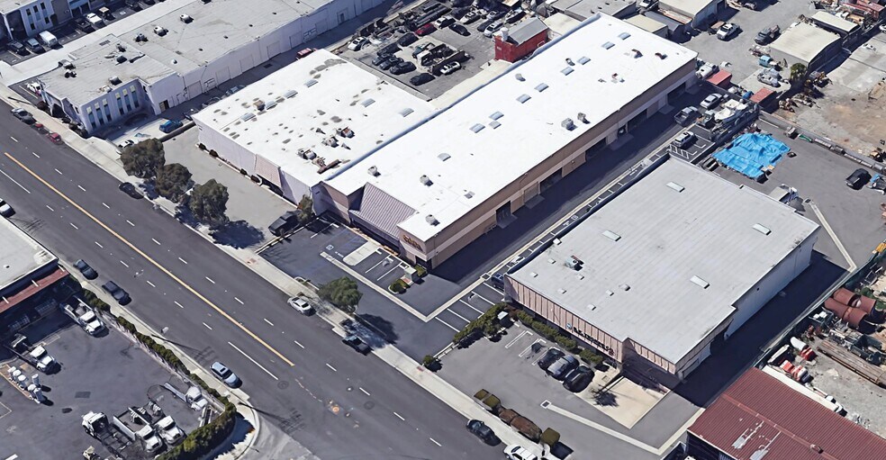 More Photos Of 1787-1799 E 28th St, Signal Hill Warehouse For Lease