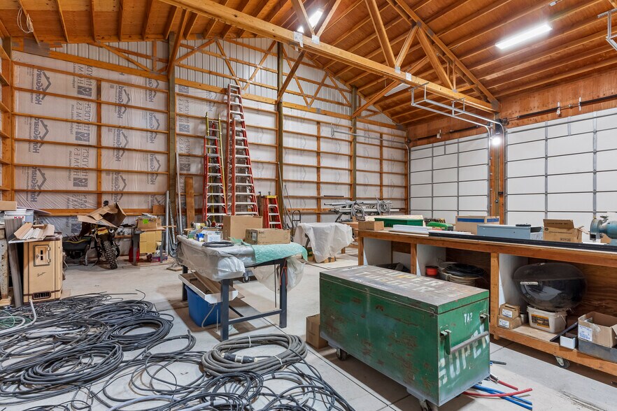 More Photos Of 2120 Apple Loop, Lyons Industrial For Sale