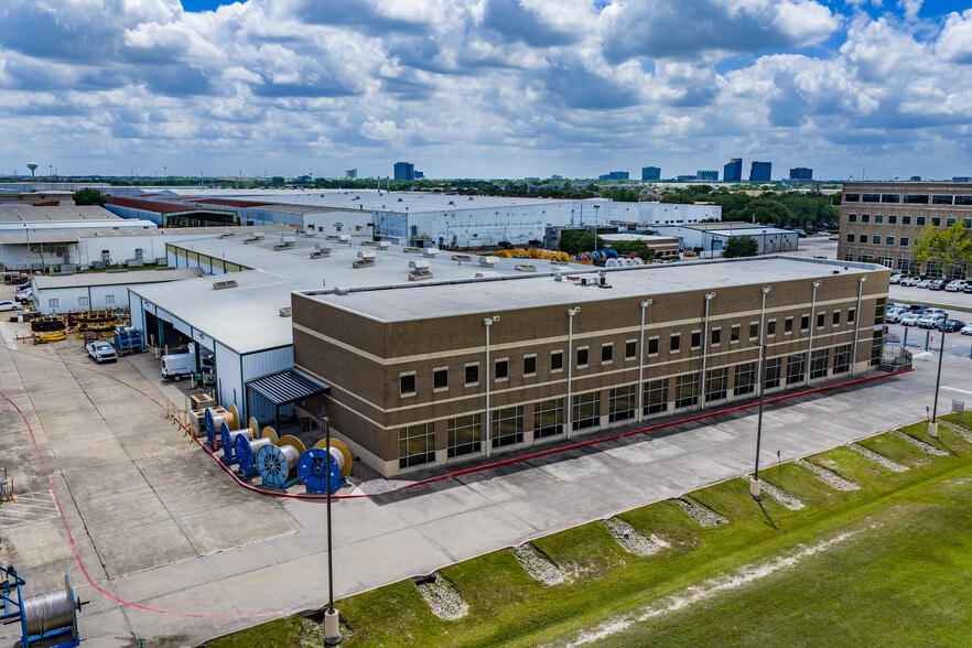 More Photos Of 1310 Rankin Rd, Houston Unknown For Lease