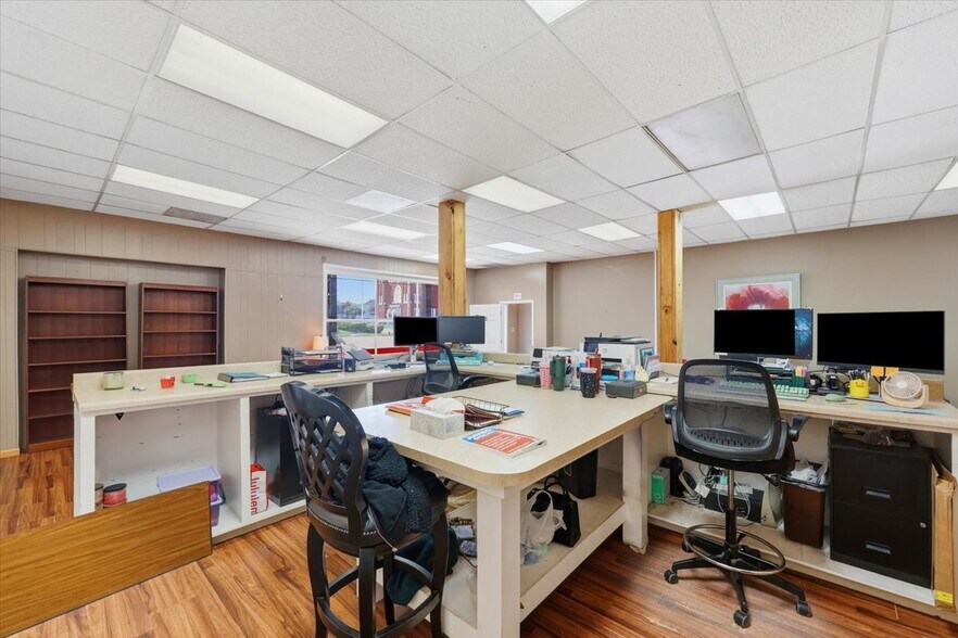 More Photos Of 148 W Green St, Hazlehurst Office For Sale