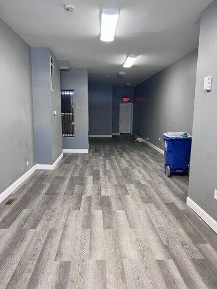 More Photos Of 1839 W North Ave, Baltimore Storefront Retail Office For Lease