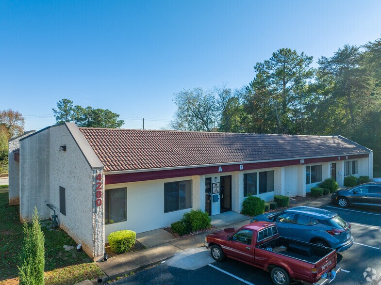 Primary Photo Of 4280 Memorial Dr, Decatur Office For Lease