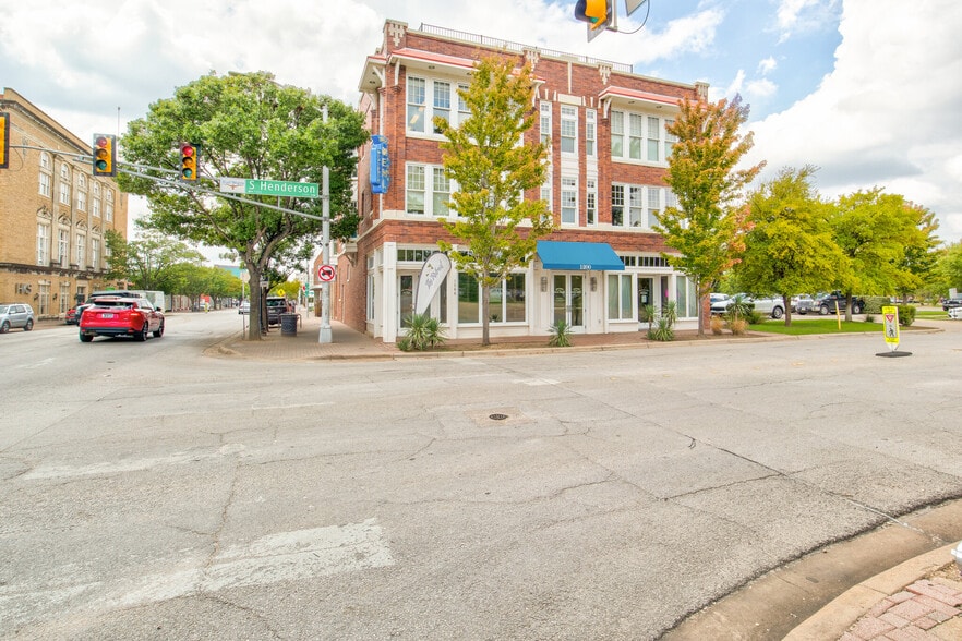 More Photos Of 1200 W Magnolia Ave, Fort Worth Office For Lease