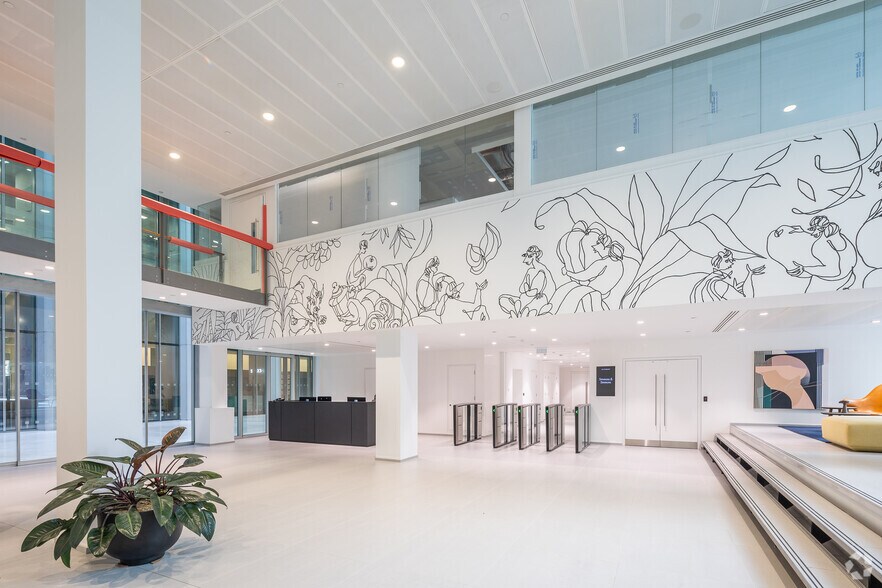 More Photos Of 1 Ropemaker St, London Office For Lease