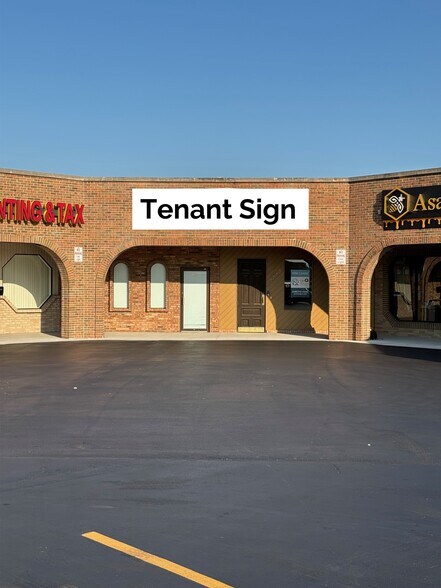 More Photos Of 3605-3843 E 15 Mile Rd, Sterling Heights Freestanding For Lease