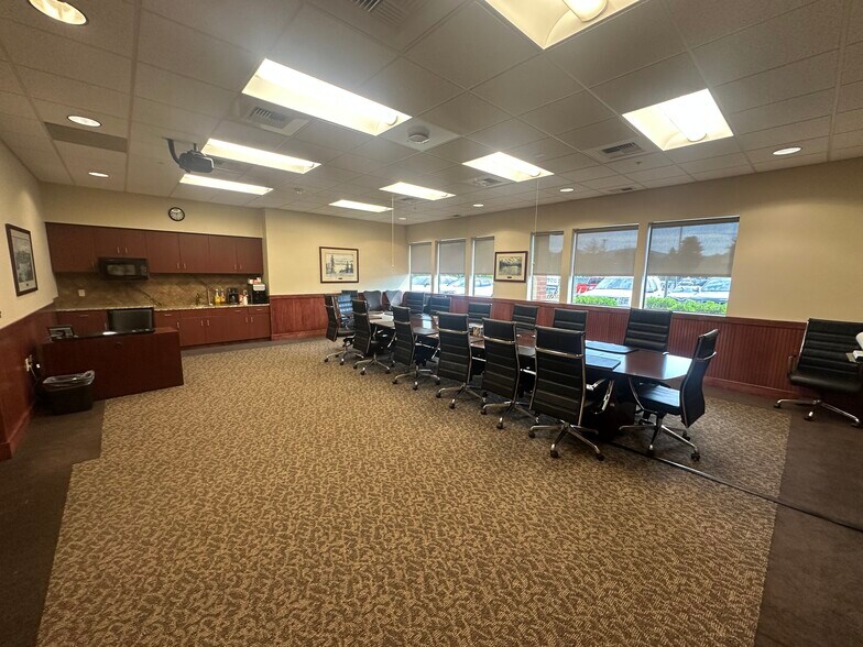 More Photos Of 2123 N Government Way, Coeur d'Alene Bank For Sale