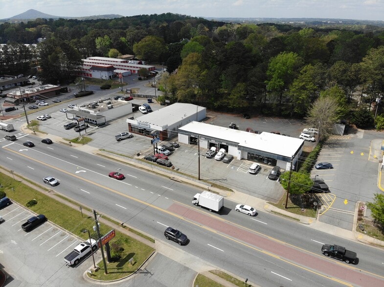 More Photos Of 3097 NE Canton Rd, Marietta Freestanding For Sale