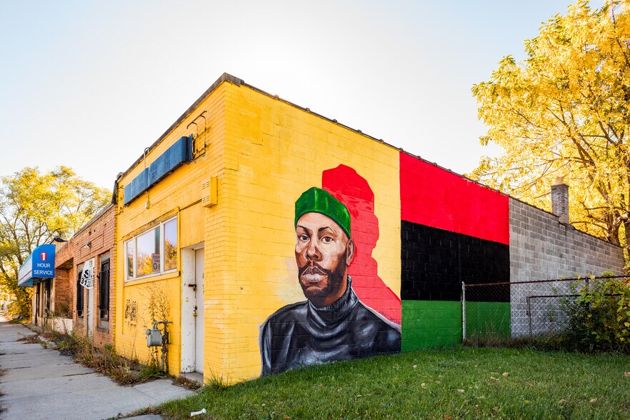 More Photos Of 18563 Ryan Rd, Detroit Storefront For Sale
