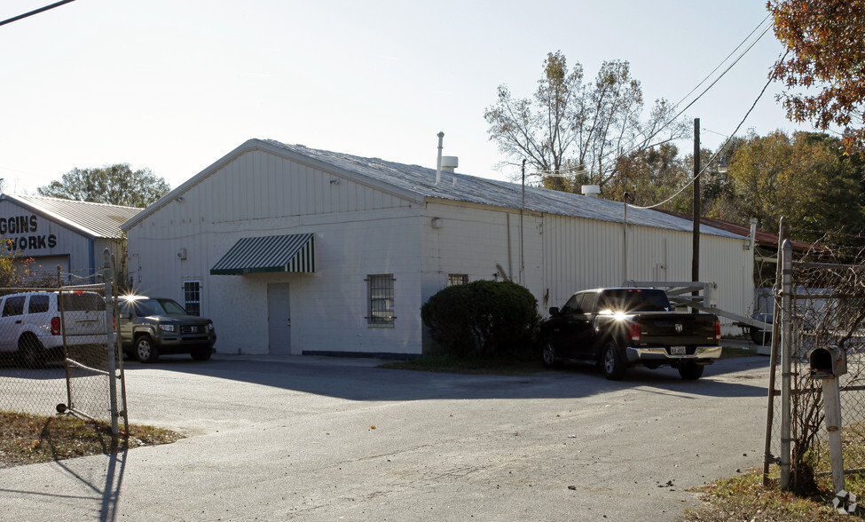 Primary Photo Of 2001 Mills B Lane Blvd, Savannah Warehouse For Lease