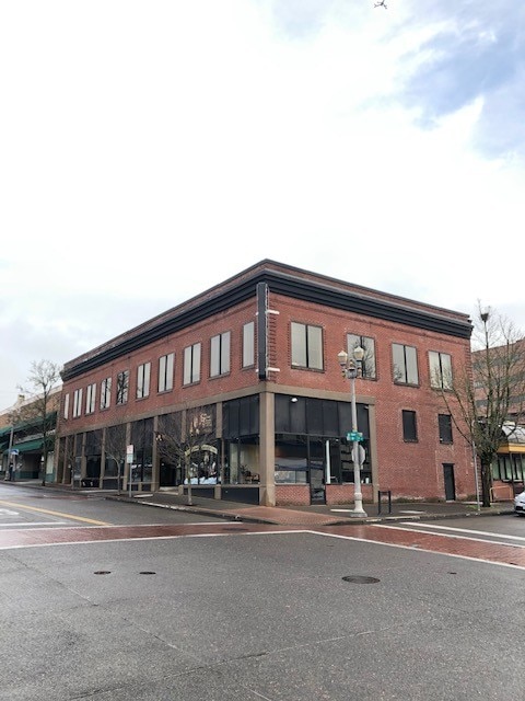 More Photos Of 701-705 Main St, Vancouver Office For Lease