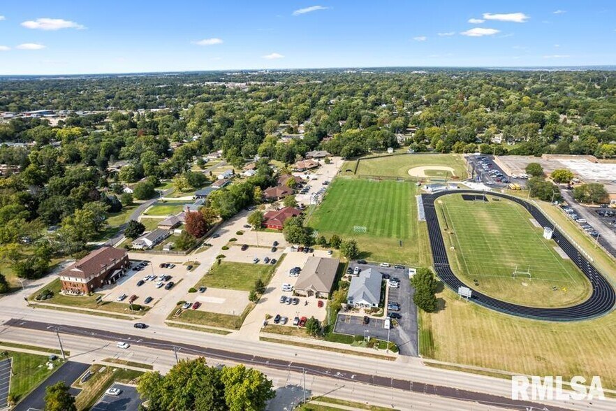 More Photos Of 5113 N Executive Dr, Peoria Office For Lease