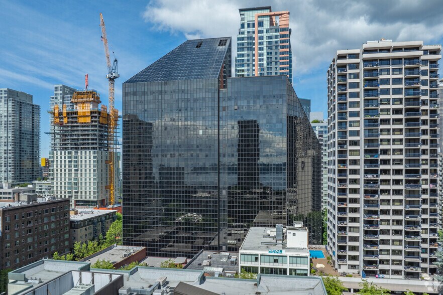 More Photos Of 2101-2121 4th Ave, Seattle Office For Sale