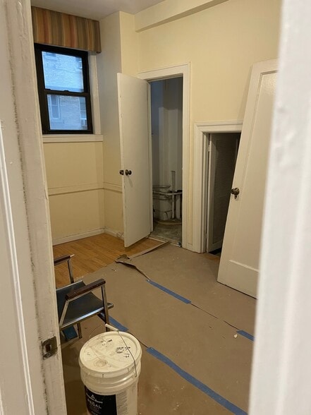 More Photos Of 441-451 W End Ave, New York Apartments For Lease