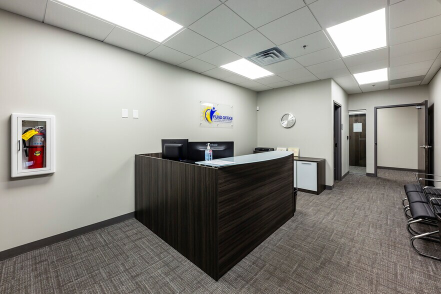 More Photos Of 1688 Phoenix Pky, College Park Unknown For Lease