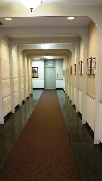 More Photos Of 3702-3708 82nd St, Jackson Heights Office For Lease