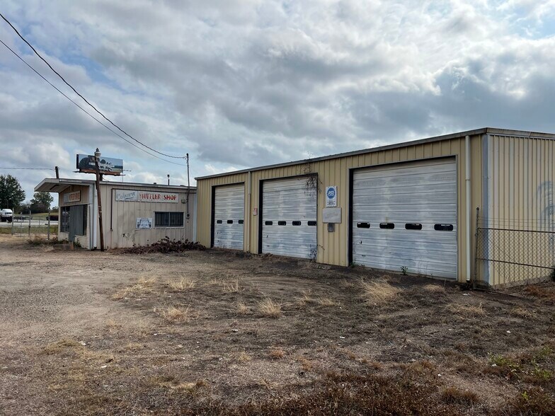 More Photos Of 3831 Greenwood Rd, Shreveport Industrial For Sale