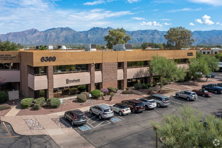 Primary Photo Of 6369 E Tanque Verde Rd, Tucson Office Residential For Lease