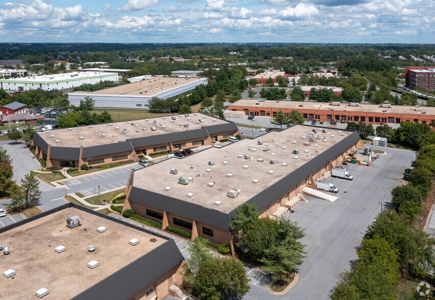 More Photos Of 2601 N Rolling Rd, Windsor Mill Unknown For Lease