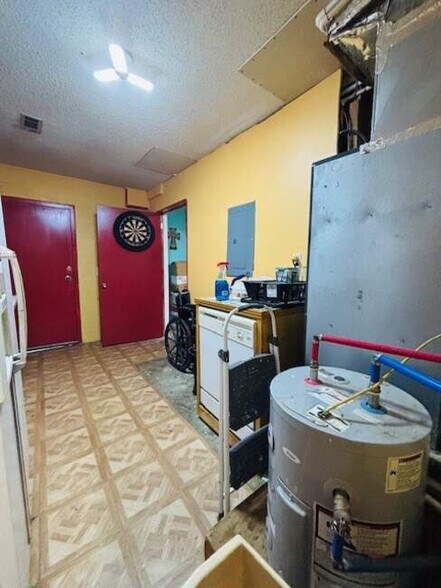 More Photos Of 240 Boykin Ct, Clinton Office For Sale