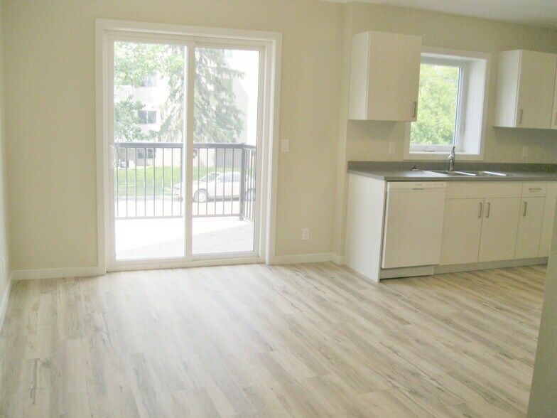 More Photos Of 106 Jespersen Ave, Spruce Grove Apartments For Sale