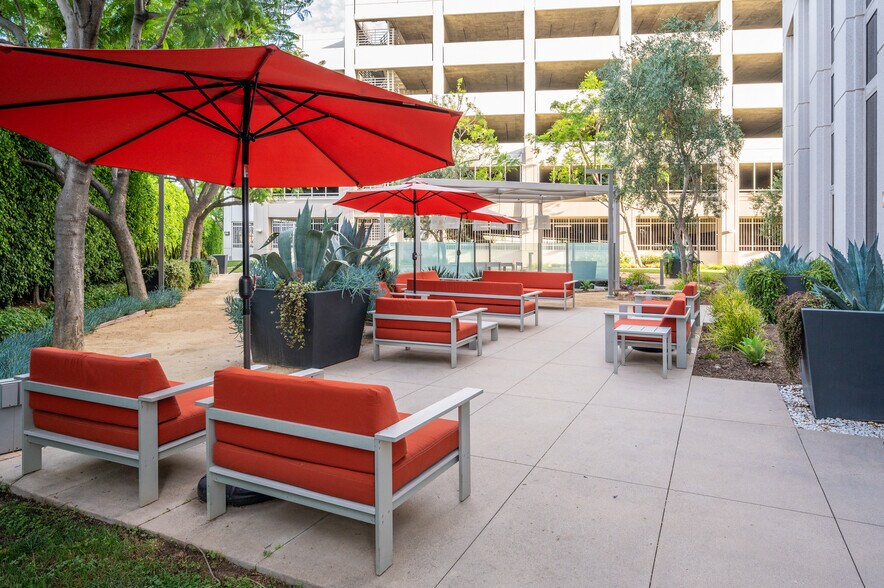 More Photos Of 1551 N Tustin Ave, Santa Ana Office For Lease