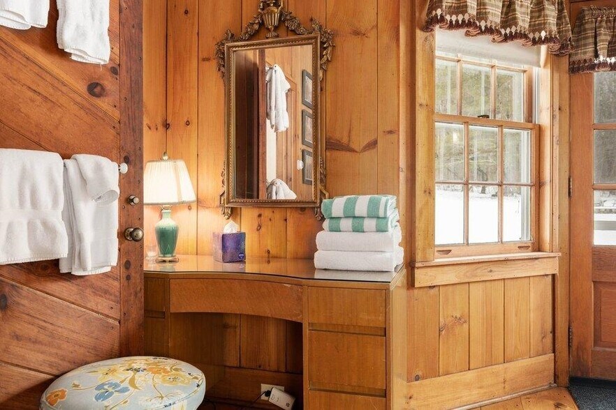More Photos Of 507 Benson Rd, Manchester Center Specialty For Sale
