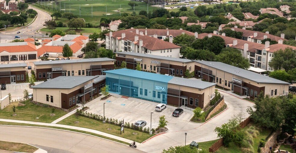 More Photos Of 200 O'Connor Ridge Blvd, Irving Medical For Lease