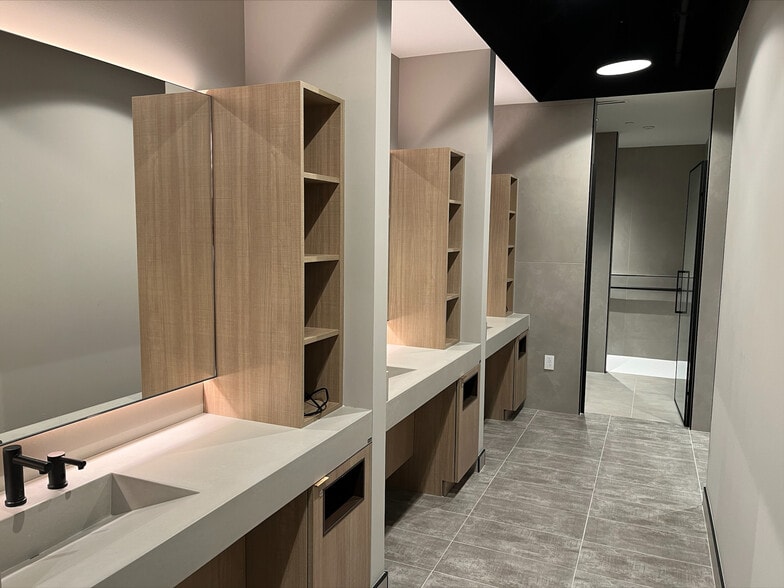 More Photos Of 300 Connell Dr, Berkeley Heights Office Residential For Lease