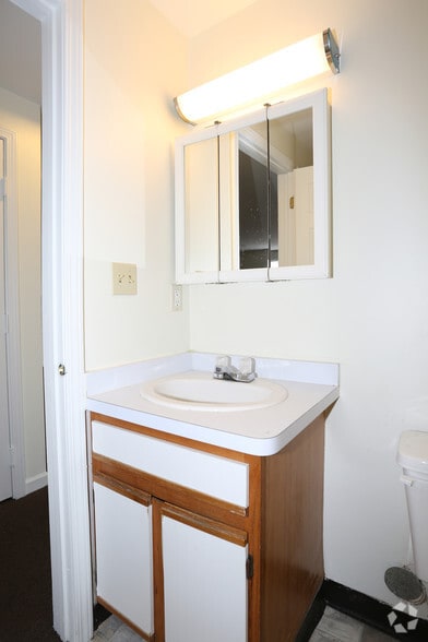 More Photos Of 190 Manhattan Ave, Buffalo Apartments For Sale