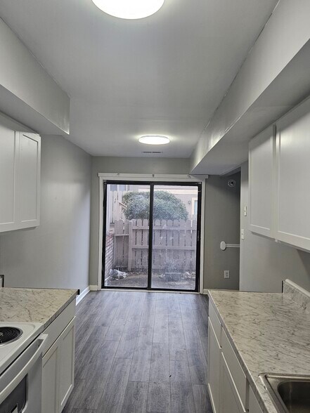 More Photos Of 2225 Golf Rd SW, Huntsville Apartments For Sale