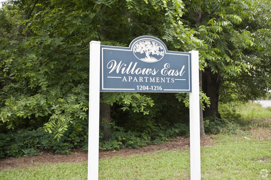 More Photos Of 1204-1216 Lakeview Dr NW, Conyers Apartments For Sale