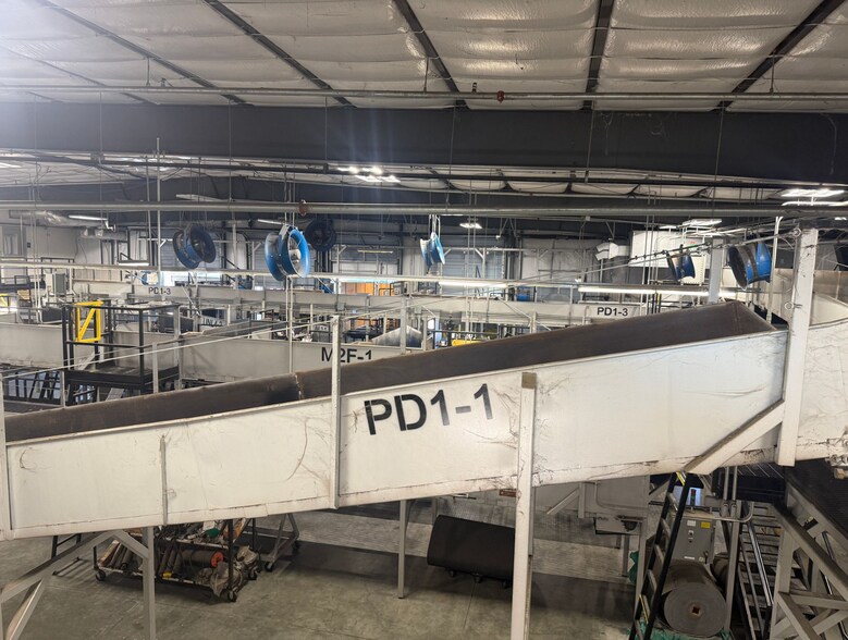 More Photos Of 2600 Booth St, Monroe Distribution For Sale