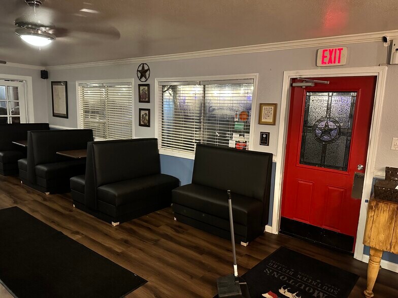 More Photos Of 309 N Hwy 183, Leander Freestanding For Sale