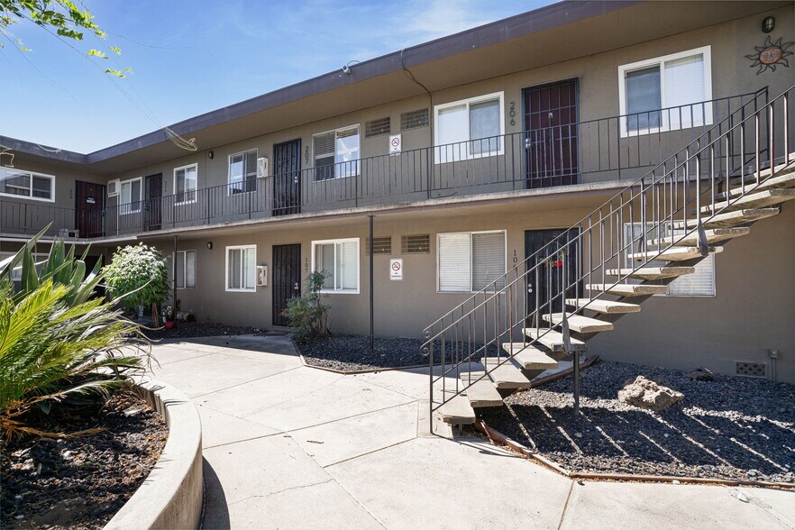 More Photos Of 20 E 16th St, Antioch Apartments For Sale