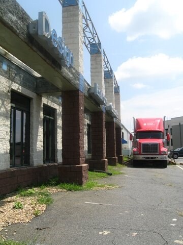 More Photos Of 340 Greenbrier Dr, Charlottesville Manufacturing For Lease