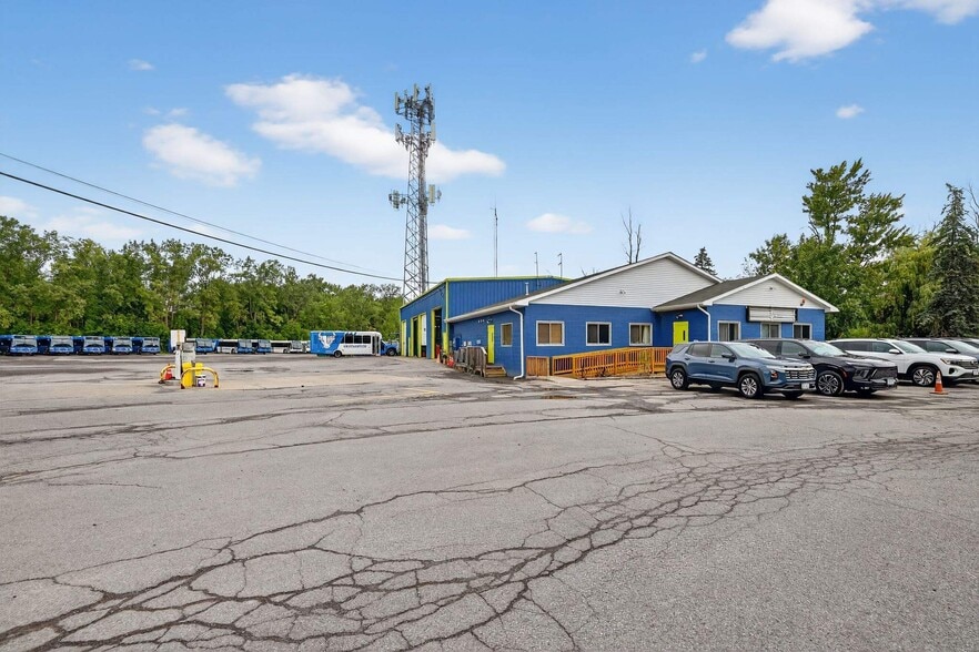 More Photos Of 2700 Millersport Hwy, Getzville Service For Sale