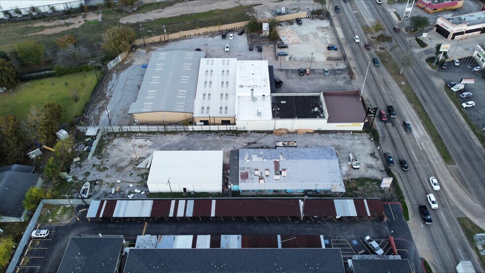 More Photos Of 10540 S Post Oak Rd, Houston Office For Lease