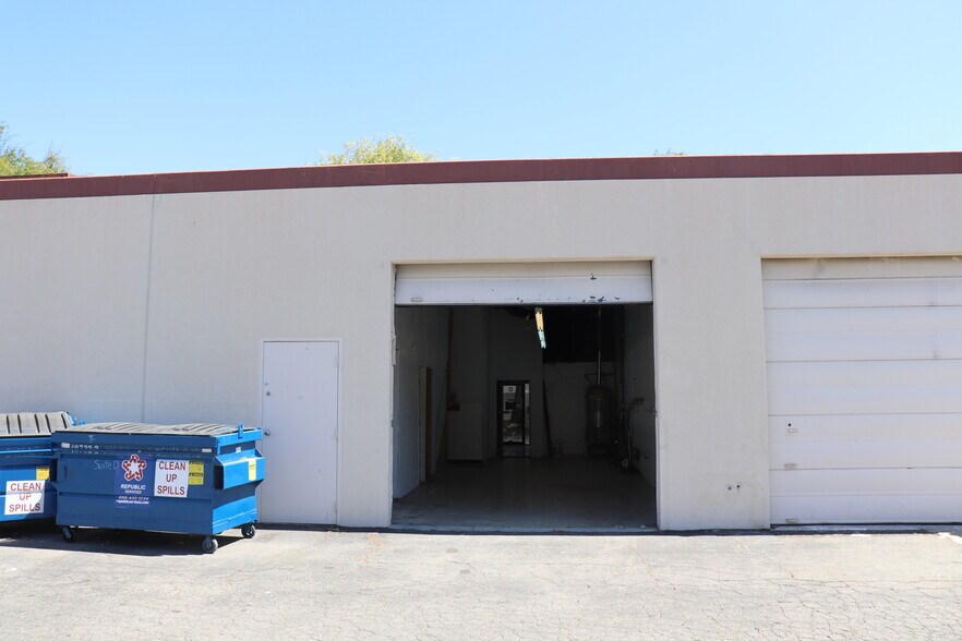 More Photos Of 2485 Autumnvale Dr, San Jose Warehouse For Sale