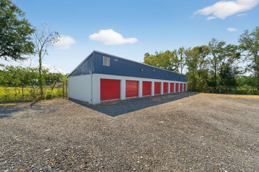More Photos Of 13396 76th St, Live Oak Self Storage For Sale