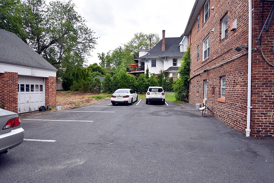 More Photos Of 1063 Palisade Ave, Fort Lee Office For Sale