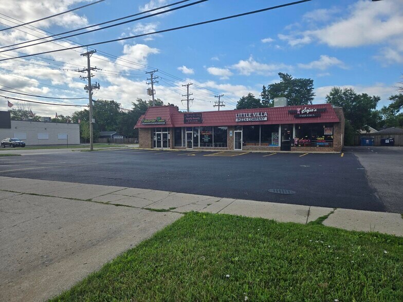 More Photos Of 931-935 E Oakton St, Des Plaines General Retail For Sale