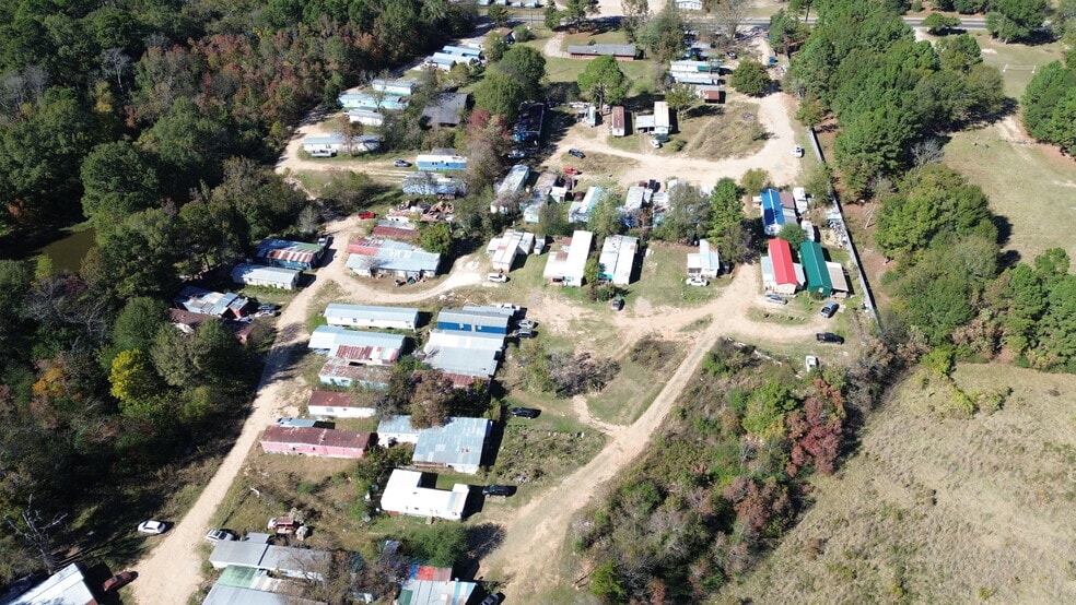 More Photos Of 1314 Shelbyville St, Center Manufactured Housing Mobile Home Park For Sale