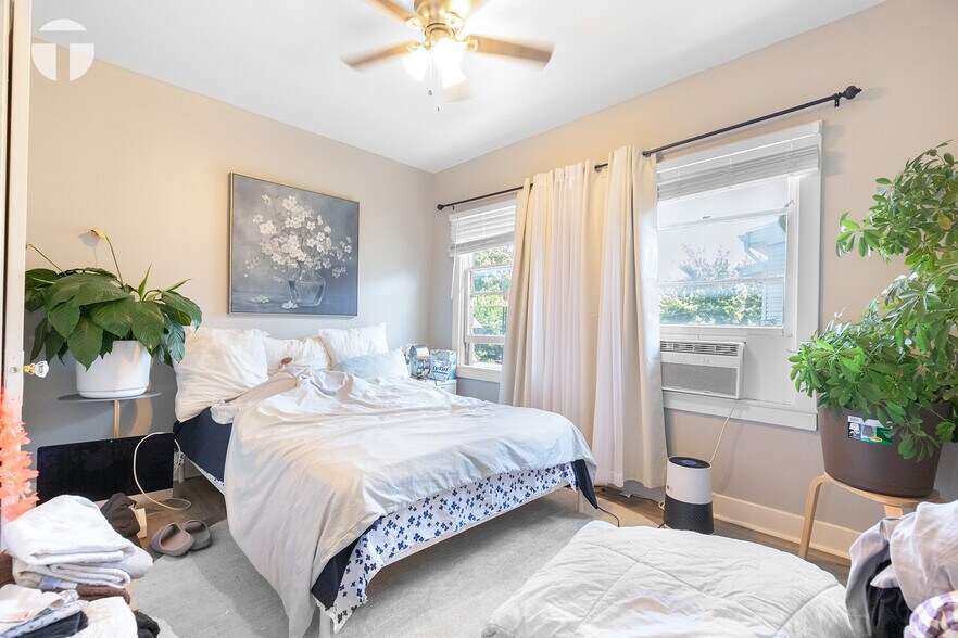 More Photos Of 1821 P St, Sacramento Apartments For Sale