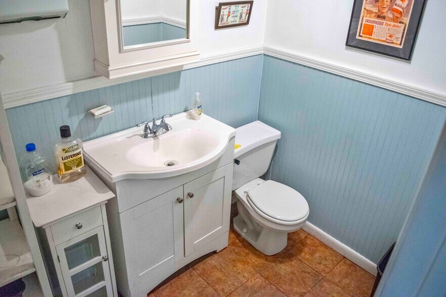 More Photos Of 53 Estrada Rd, Central Valley Warehouse For Lease